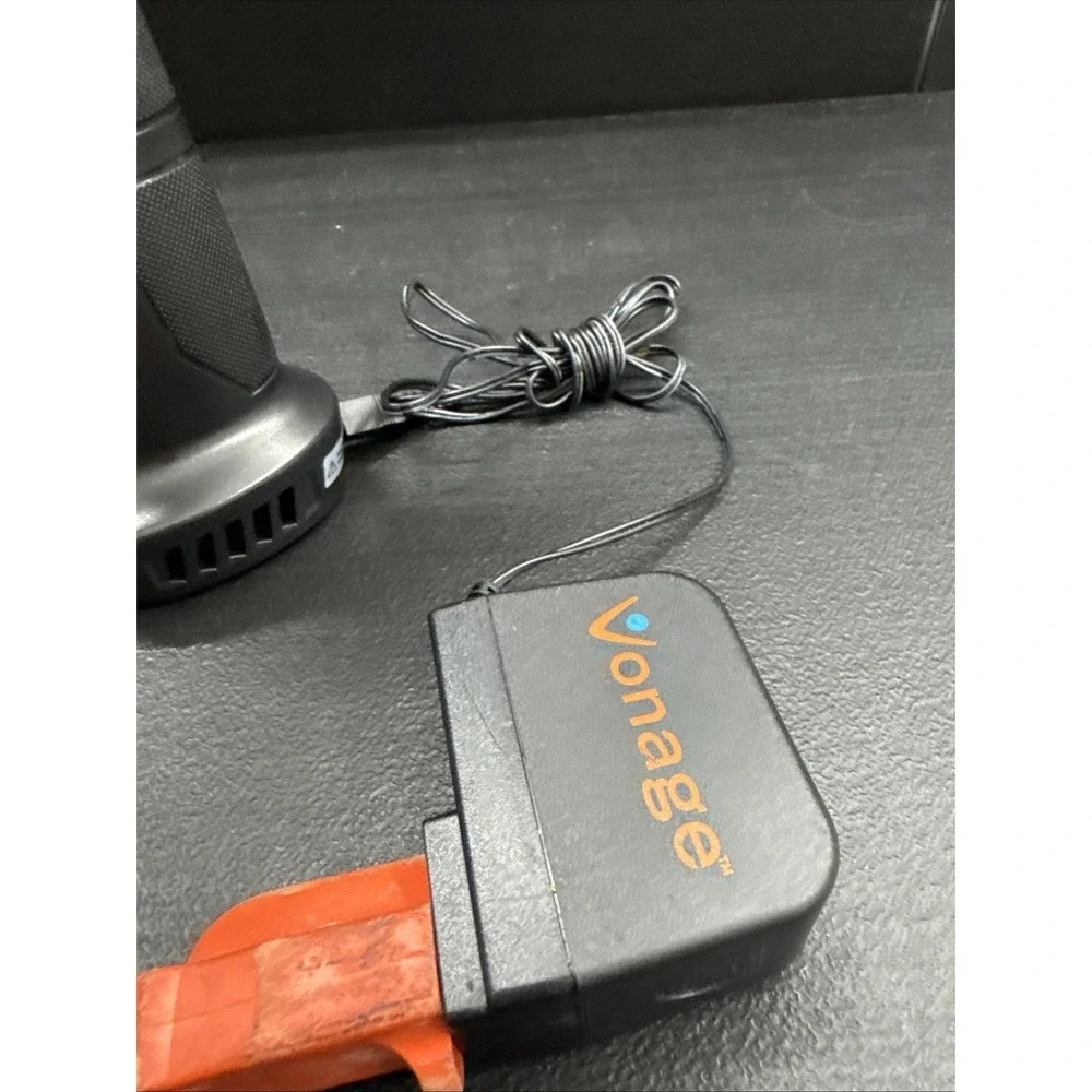 Portable air compressor 150psi cordless ( SEE POCTURE )